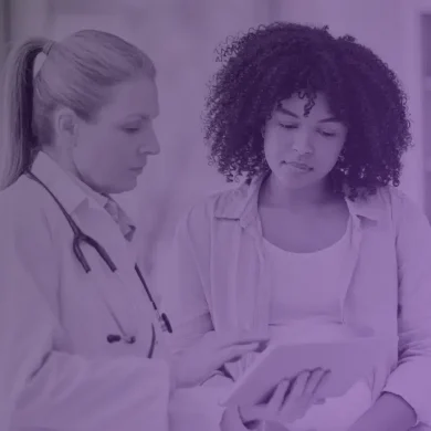 Doctor dsicussing document intelligent delivery system with patient